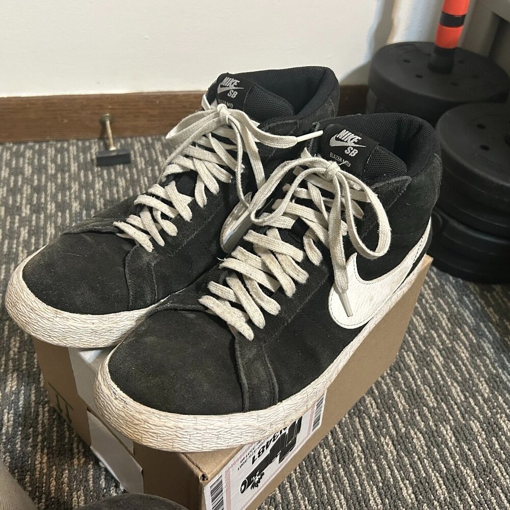 Nike SB Zoom Blazer Mid Black/White
